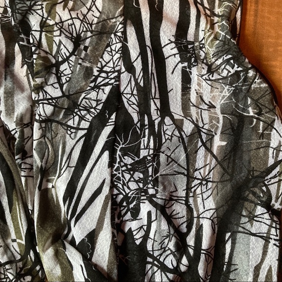 Creation lightweight print long cover up size Large - Picture 6 of 7